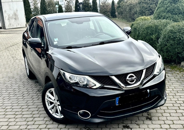 Nissan Qashqai cena 45900 przebieg: 89555, rok produkcji 2015 z Ostrołęka małe 137